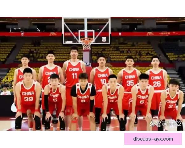 中国男篮迎战澳大利亚全力备战世界杯资格赛 新阵容亮相备受关注