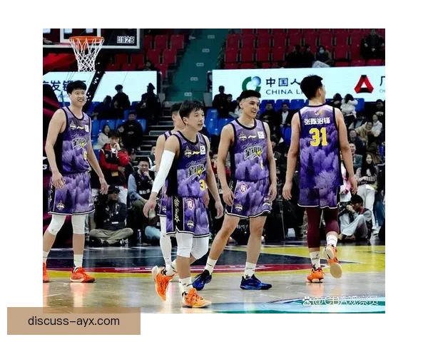 CBA联赛最新战报：全明星球员引领球队逆转夺胜震撼球迷